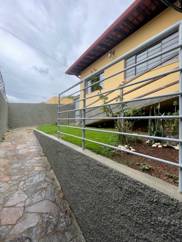 Foto do Casa - Casa para locação com 4 quartos, 3 banheiros e 6 vagas, Glória, Belo Horizonte, MG | Deltalar Imóveis