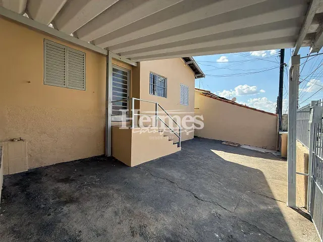 Casa com 200m² 3 quartos e 2 banheiros, à venda, no bairro Vila Monte Alegre em Paulínia