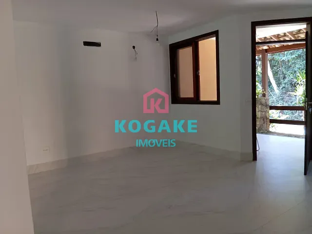 Casa com 172m² 3 quartos e 4 banheiros, à venda, no bairro Veloso em Ilhabela