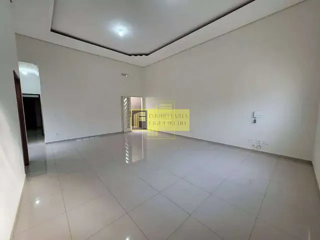 Casa 3 quartos e 4 banheiros, à venda, no bairro Parque das Amoras II em São José do Rio Preto