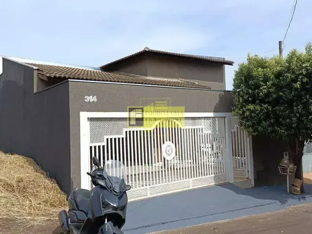 Casa 3 quartos e 4 banheiros, à venda, no bairro Parque das Amoras II em São José do Rio Preto