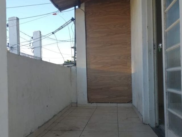 Casa com 125m² 1 quarto e 1 banheiro, à venda, no bairro Residencial Mombaça em Pindamonhangaba