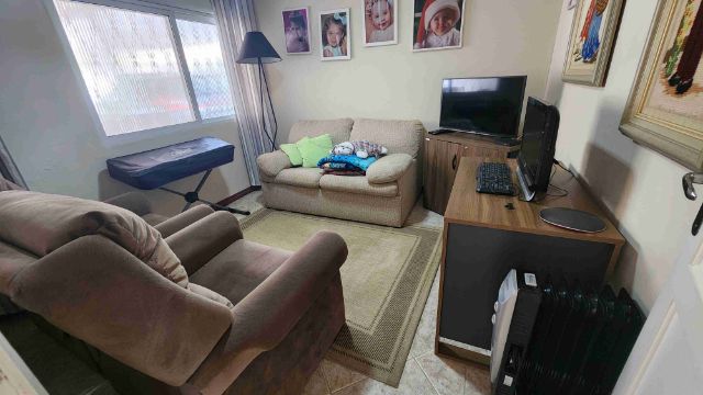 Casa com 480m² 4 quartos e 3 banheiros, à venda, no bairro Laranjal em Pelotas