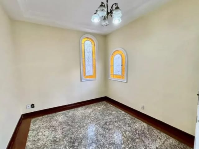 Foto do Casa - Casa para locação 3 Quartos 1 Suíte 2 Banheiros no Santa Amélia, Belo Horizonte, MG | Deltalar Imóveis