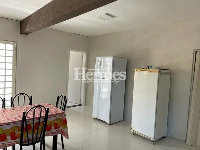 Casa com 940m² 4 quartos e 3 banheiros, à venda, no bairro Jardim Planalto em Paulínia
