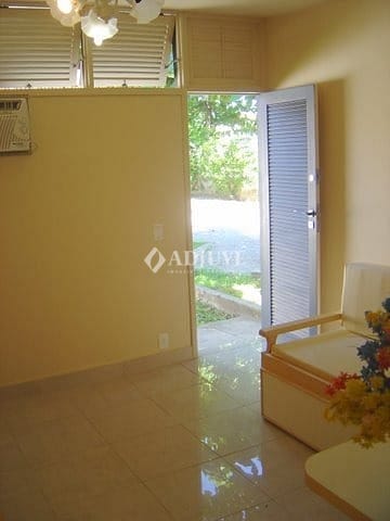 Casa à venda com 1 quarto, 17m² - Foto 2