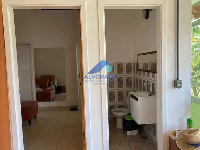 Casa com 1350m² 3 quartos e 3 banheiros, à venda, no bairro Jardim Leonor em Itatiba