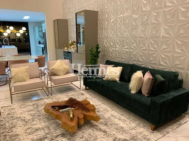 Casa com 712m² 3 quartos e 5 banheiros, à venda, no bairro Jardim Ypê em Paulínia