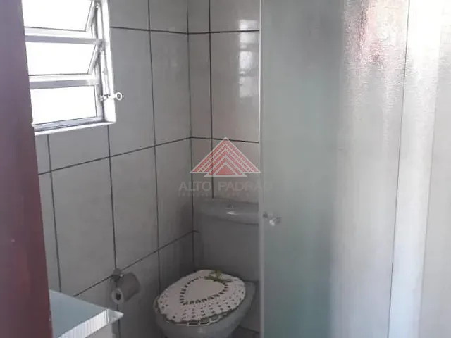 Casa com 250m² 2 quartos e 1 banheiro, à venda, no bairro Jardim Itapeva em Mauá