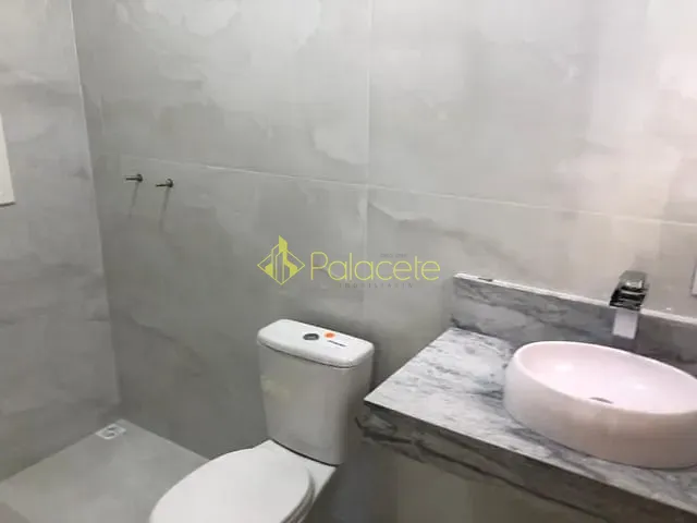 Casa com 275m² 3 quartos e 3 banheiros, à venda, no bairro Santa Cruz dos Lázaros em Jacareí