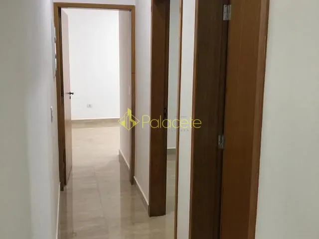 Casa com 275m² 3 quartos e 3 banheiros, à venda, no bairro Santa Cruz dos Lázaros em Jacareí