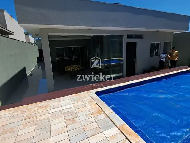 Casa com 360m² 3 quartos e 5 banheiros, à venda, no bairro Quinta Ranieri em Bauru