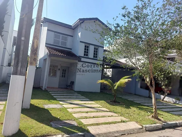 Casa com 360m² 4 quartos e 4 banheiros, à venda, no bairro Vila Branca em Jacareí