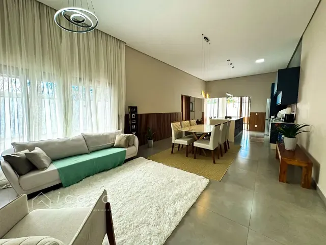 Casa com 600m² 3 quartos e 3 banheiros, à venda, no bairro Ecopark Boubon em Caçapava