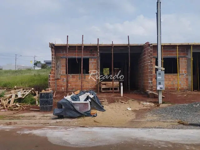 Casa com 125m² 3 quartos e 1 banheiro, à venda, no bairro Alto do vale em Arapongas