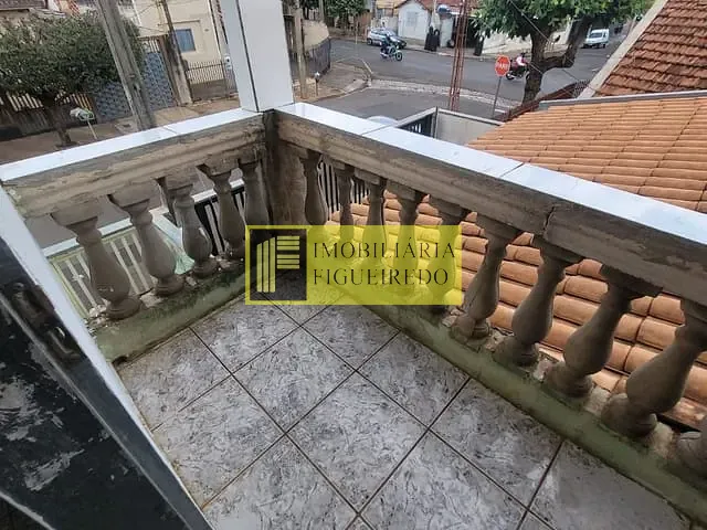 Casa 1 quarto e 2 banheiros, para alugar, no bairro Vila Ipiranga em São José do Rio Preto