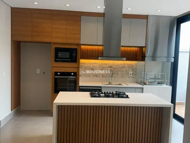 Casa com 250m² 3 quartos e 4 banheiros, à venda, no bairro Parque Brasil 500 em Paulínia