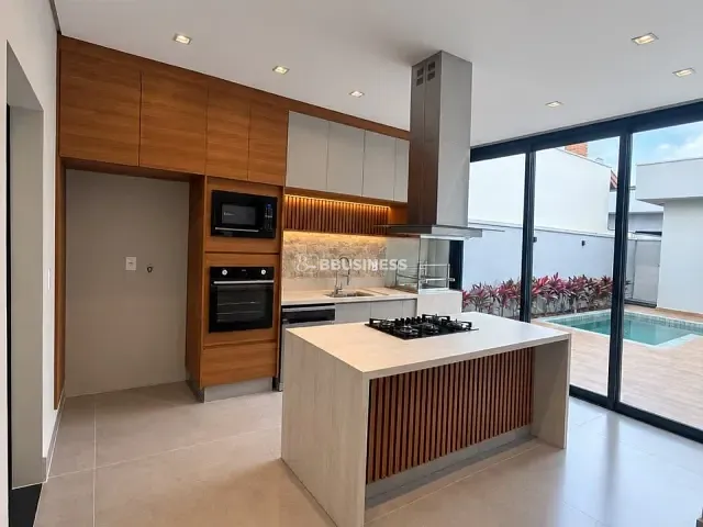 Casa com 250m² 3 quartos e 4 banheiros, à venda, no bairro Parque Brasil 500 em Paulínia