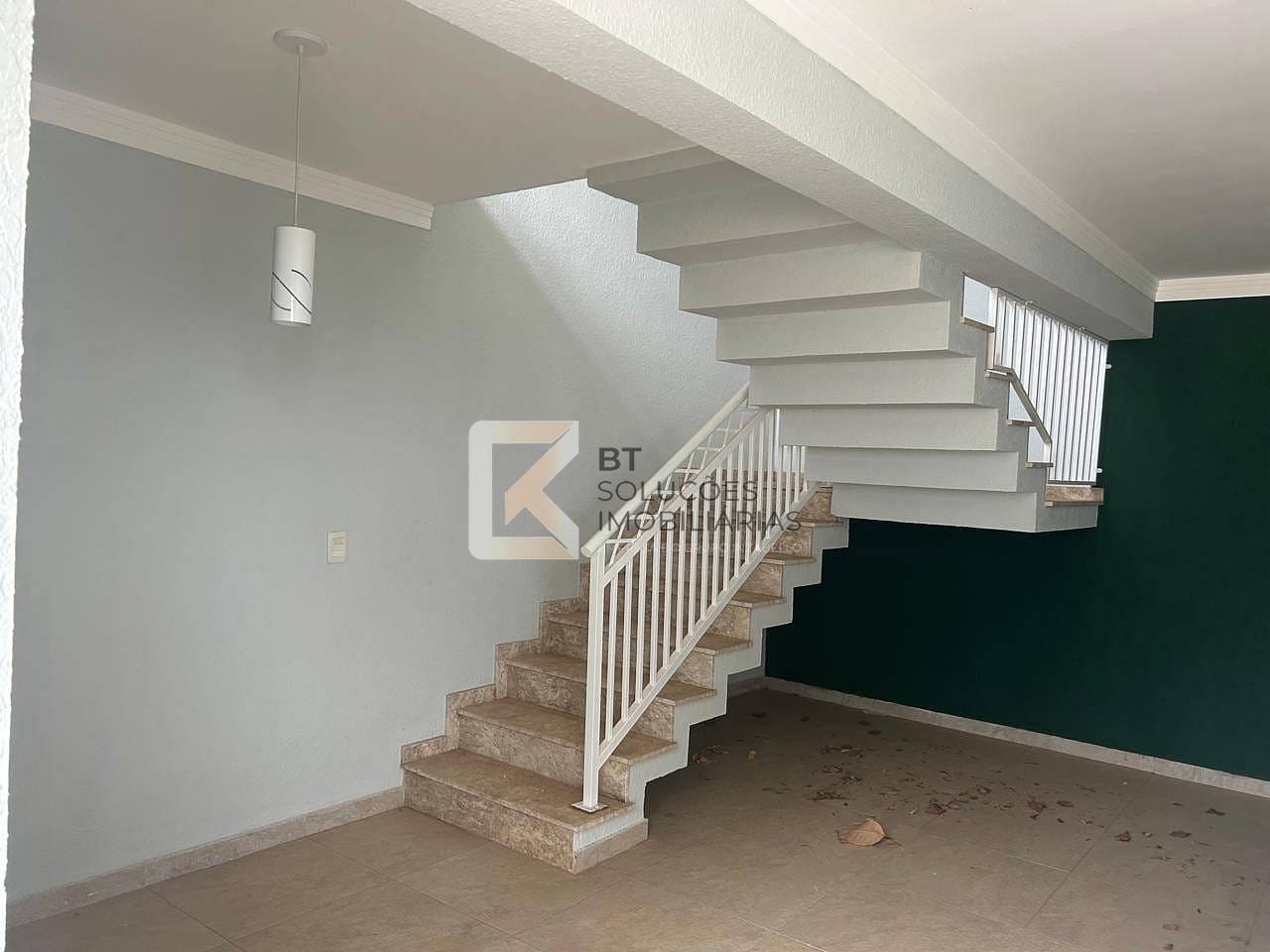 Casa, 3 quartos, 151 m² - Foto 2