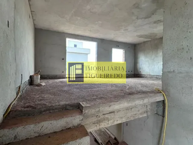 Casa 3 quartos e 5 banheiros, à venda, no bairro Condomínio Jardim Botânico em Bady Bassitt