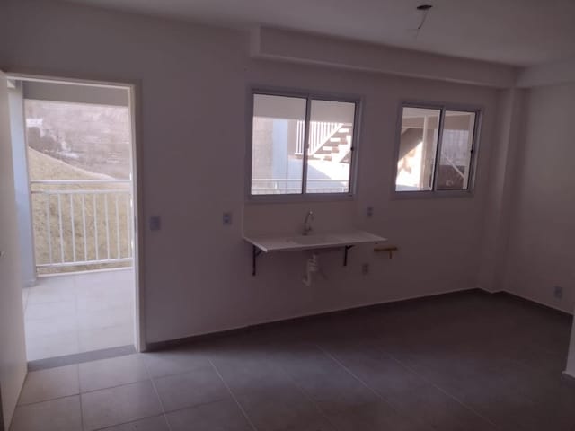 Casa com 200m² 2 quartos e 1 banheiro, à venda, no bairro Jardim Santa Paula em Cotia