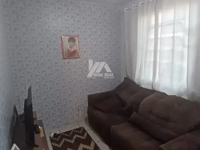 Casa 2 quartos e 1 banheiro, à venda, no bairro Boa Vista em Ponta Grossa