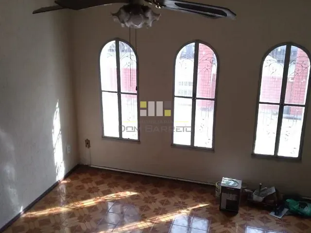 Casa com 300m² 5 quartos e 1 banheiro, à venda, no bairro Parque Manoel de Vasconcelos em Sumaré