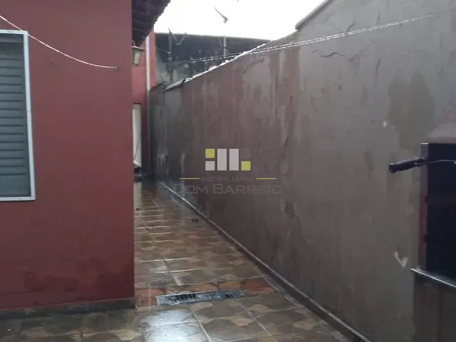 Casa com 300m² 5 quartos e 1 banheiro, à venda, no bairro Parque Manoel de Vasconcelos em Sumaré
