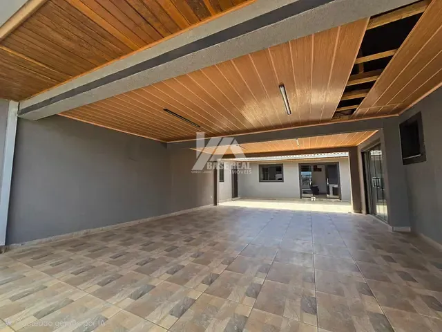 Casa com 315m² 3 quartos e 3 banheiros, à venda, no bairro Contorno em Ponta Grossa