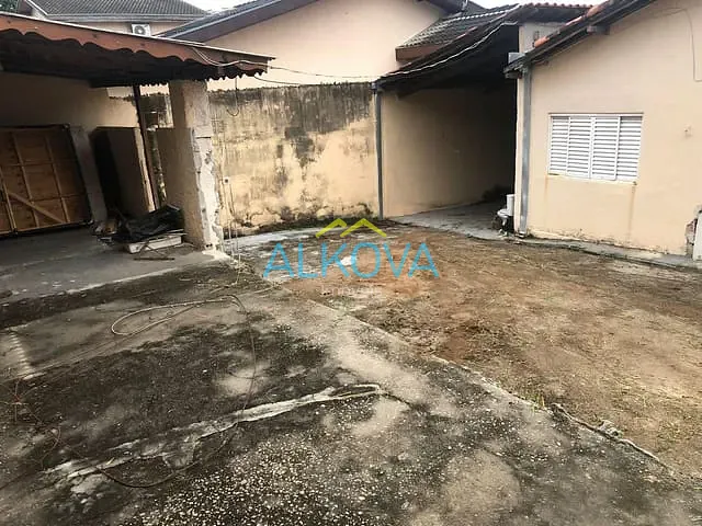 Casa com 259m² 3 quartos e 2 banheiros, à venda, no bairro Jardim Satélite em São José dos Campos