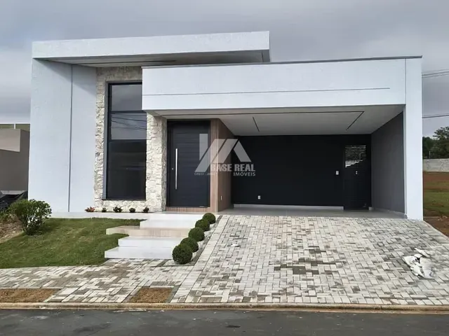Casa com 286m² 3 quartos e 3 banheiros, à venda, no bairro Jardim Carvalho em Ponta Grossa