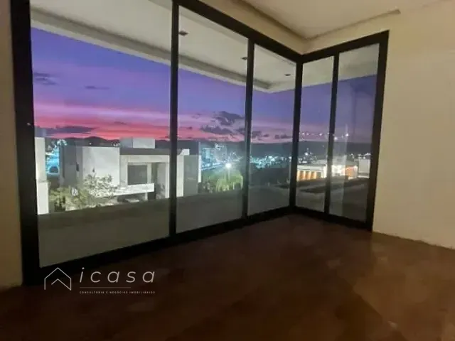 Casa com 505m² 4 quartos e 5 banheiros, à venda, no bairro Condomínio Residencial Alphaville em São José dos Campos