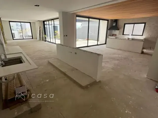 Casa com 505m² 4 quartos e 5 banheiros, à venda, no bairro Condomínio Residencial Alphaville em São José dos Campos