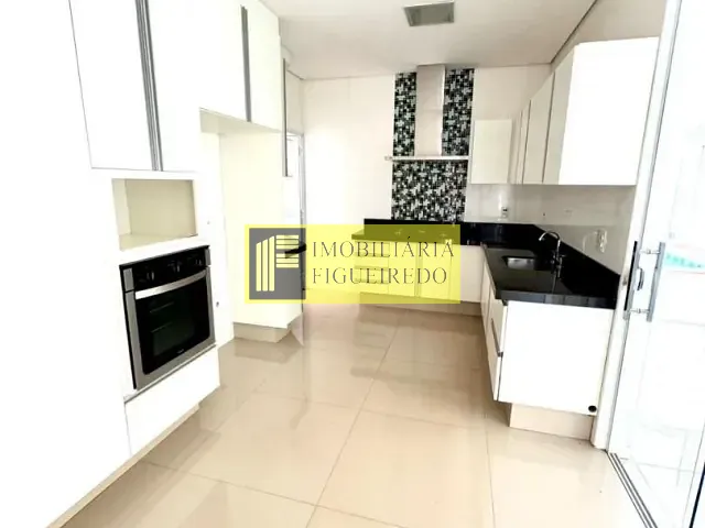Casa 3 quartos e 4 banheiros, à venda, no bairro Loteamento Recanto do Lago em São José do Rio Preto