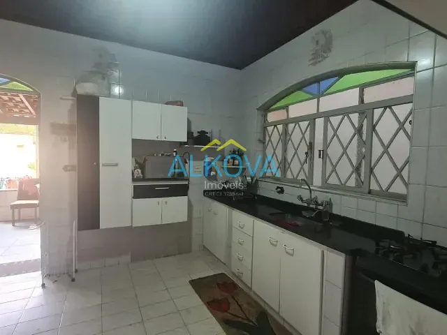 Casa com 461m² 3 quartos e 1 banheiro, à venda, no bairro Santana em São José dos Campos