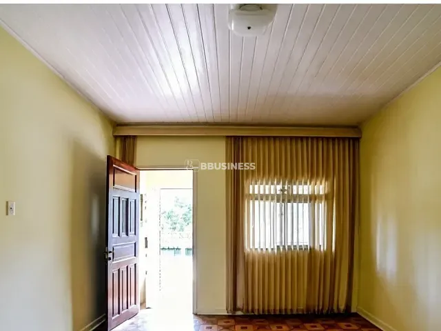 Casa 3 quartos e 1 banheiro, à venda ou para alugar, no bairro Santa Maria em São Caetano do Sul
