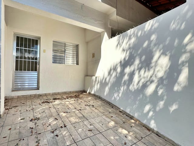 Foto do Casa - Casa para locação com 3 quartos, 1 banheiro e uma vaga, Piratininga (Venda Nova), Belo Horizonte, MG | Deltalar Imóveis