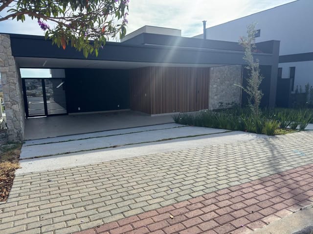 Casa com 450m² 3 quartos e 5 banheiros, à venda, no bairro Condomínio Residencial Monaco em São José dos Campos