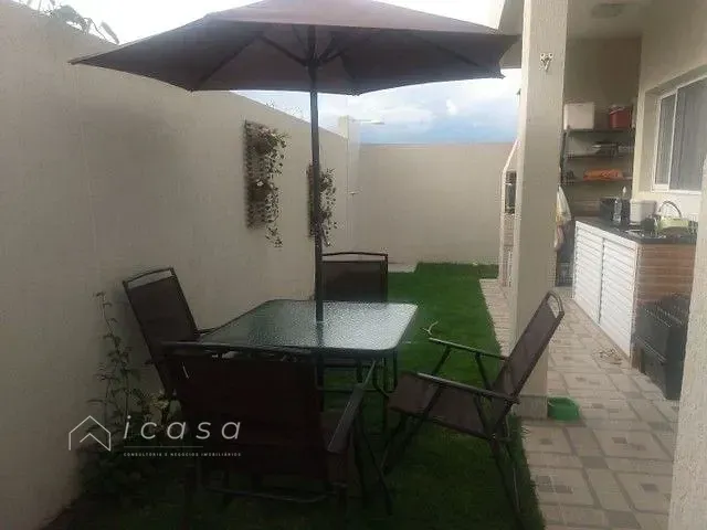 Casa com 270m² 3 quartos e 3 banheiros, à venda, no bairro Bandeira Branca em Jacareí