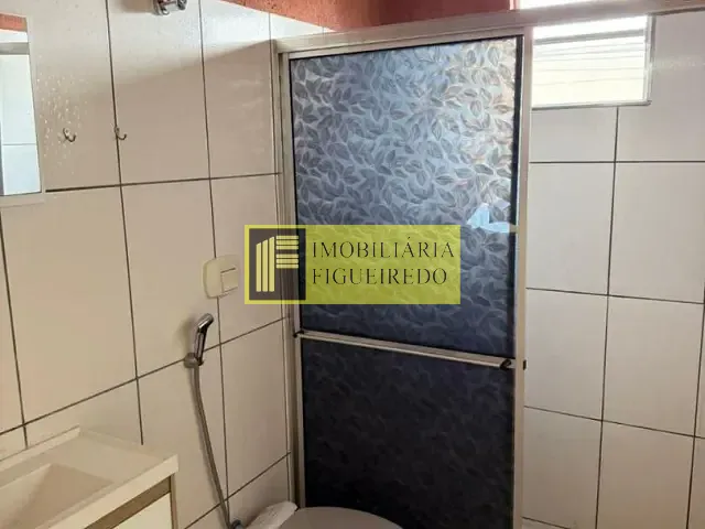 Casa 1 quarto e 1 banheiro, para alugar, no bairro Centro em Bady Bassitt