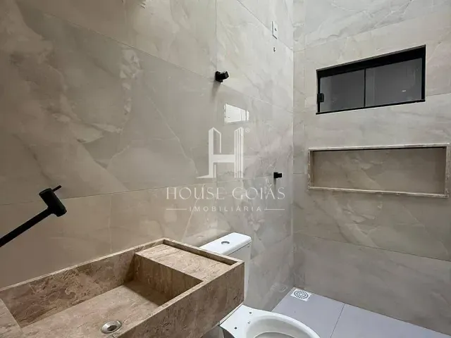 Casa com 150m² 3 quartos e 2 banheiros, à venda, no bairro Residencial Campos do Jordão em Anápolis