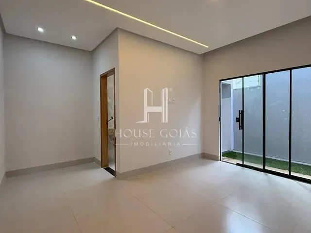 Casa com 150m² 3 quartos e 2 banheiros, à venda, no bairro Residencial Campos do Jordão em Anápolis