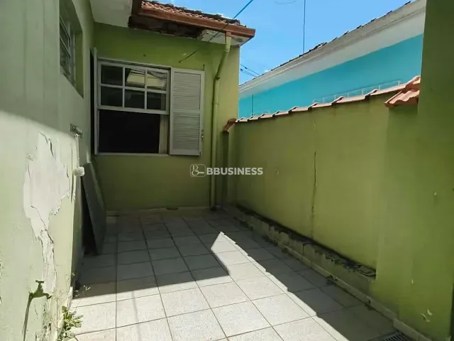 Casa 2 quartos e 1 banheiro, à venda, no bairro Cerâmica em São Caetano do Sul