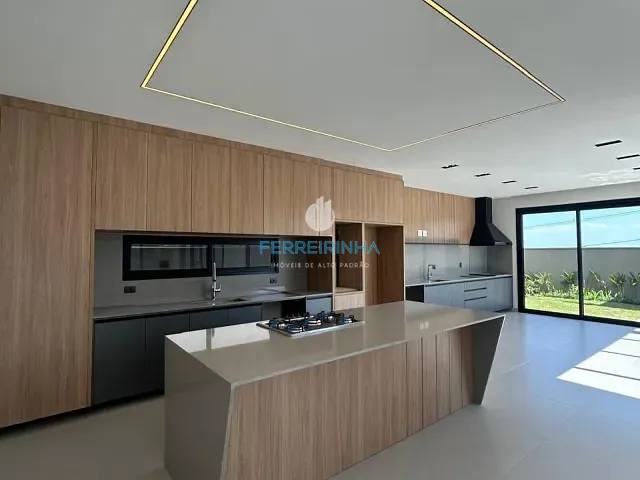 Casa com 330m² 4 quartos e 5 banheiros, à venda, no bairro Terras Alpha - Urbanova em São José dos Campos
