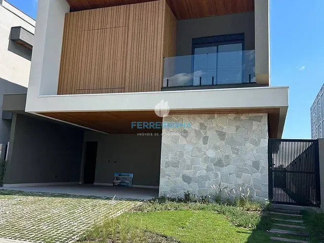 Casa com 330m² 4 quartos e 5 banheiros, à venda, no bairro Terras Alpha - Urbanova em São José dos Campos