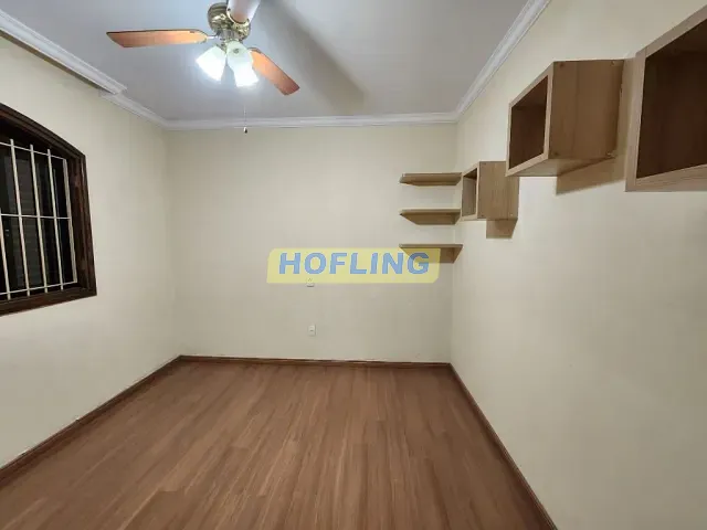 Casa com 319m² 3 quartos e 2 banheiros, à venda, no bairro Vila Santa Terezinha em Rio Claro