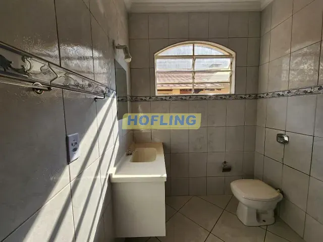 Casa com 319m² 3 quartos e 2 banheiros, à venda, no bairro Vila Santa Terezinha em Rio Claro