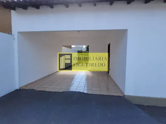 Casa 2 quartos e 2 banheiros, para alugar, no bairro Jardim Tarraf II em São José do Rio Preto