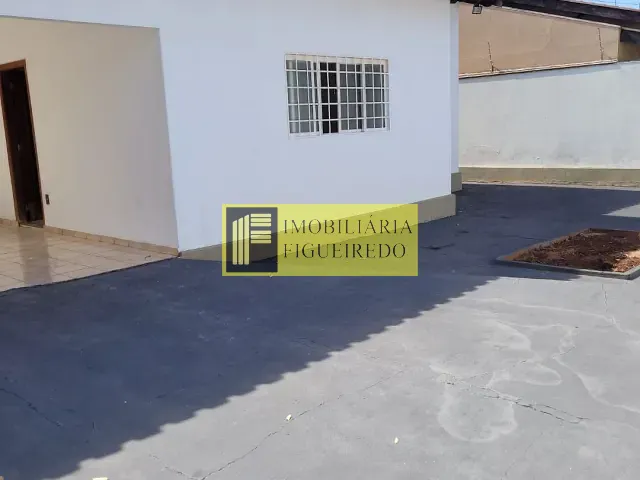 Casa 2 quartos e 2 banheiros, para alugar, no bairro Jardim Tarraf II em São José do Rio Preto