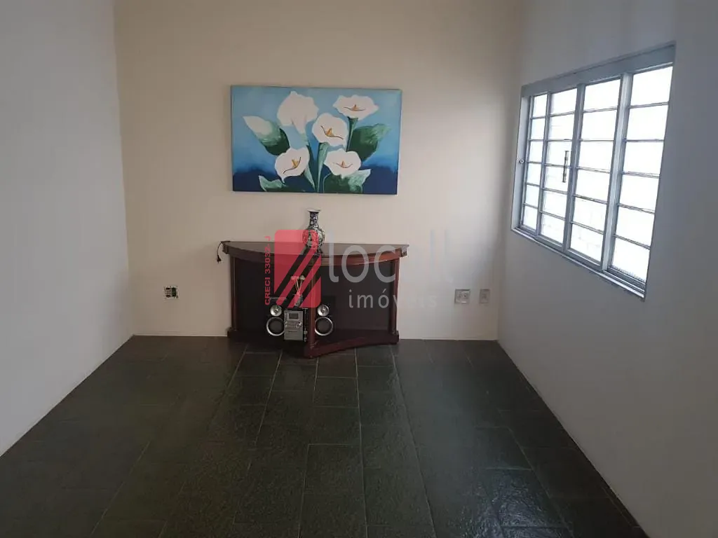 Casa com 4 quartos à venda, 350m² — foto 2 de 16